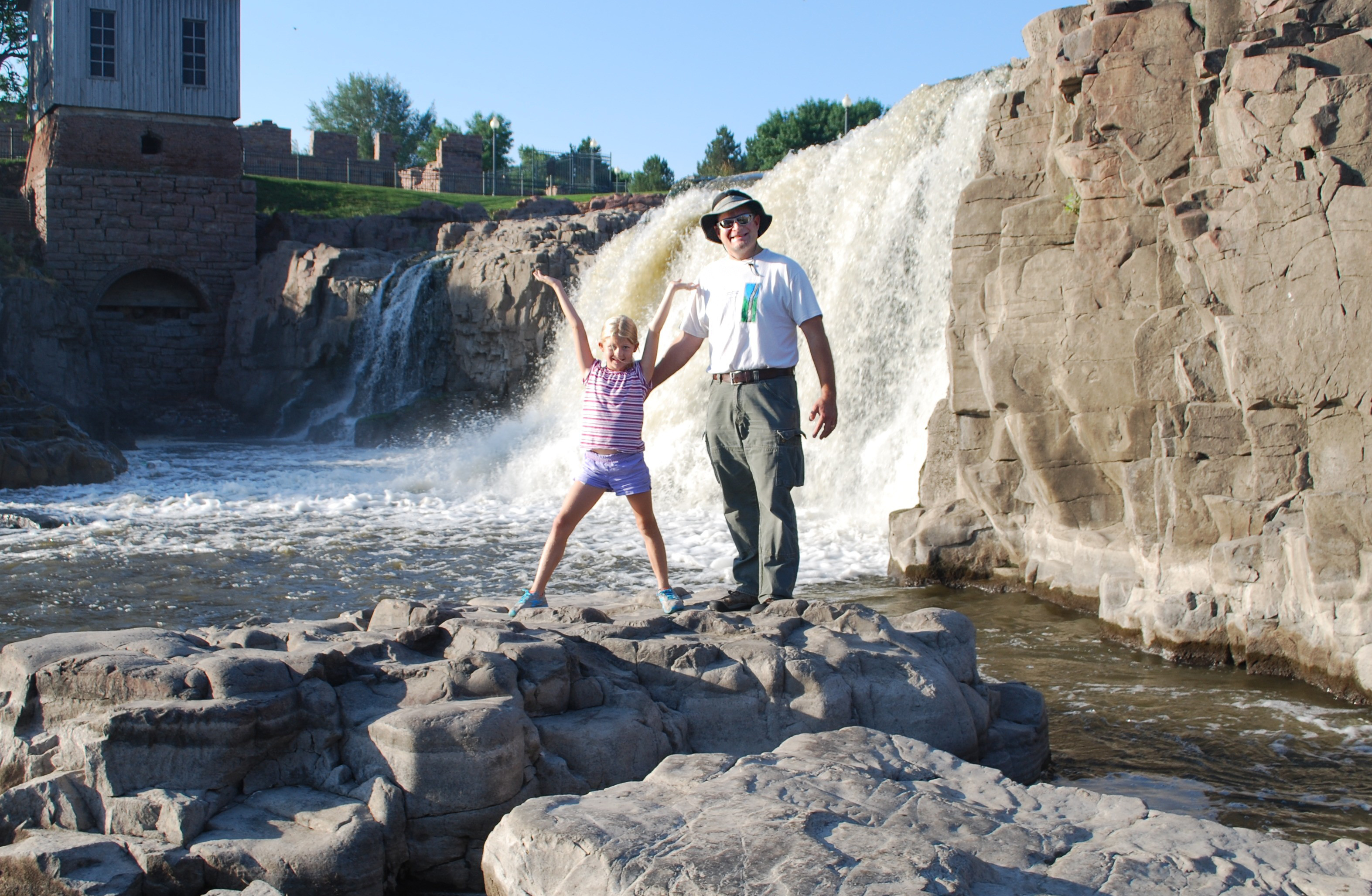 Pete Fleszar with his daughter in Sioux Falls